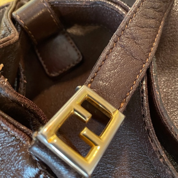 Fendi purse all leather - Picture 3 of 11
